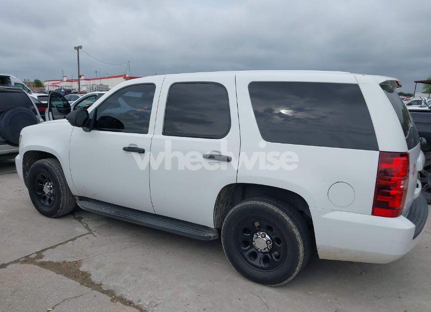 Photo 14 of 2010 Chevrolet Tahoe LS (VIN 1GNMCAE0XAR108203)