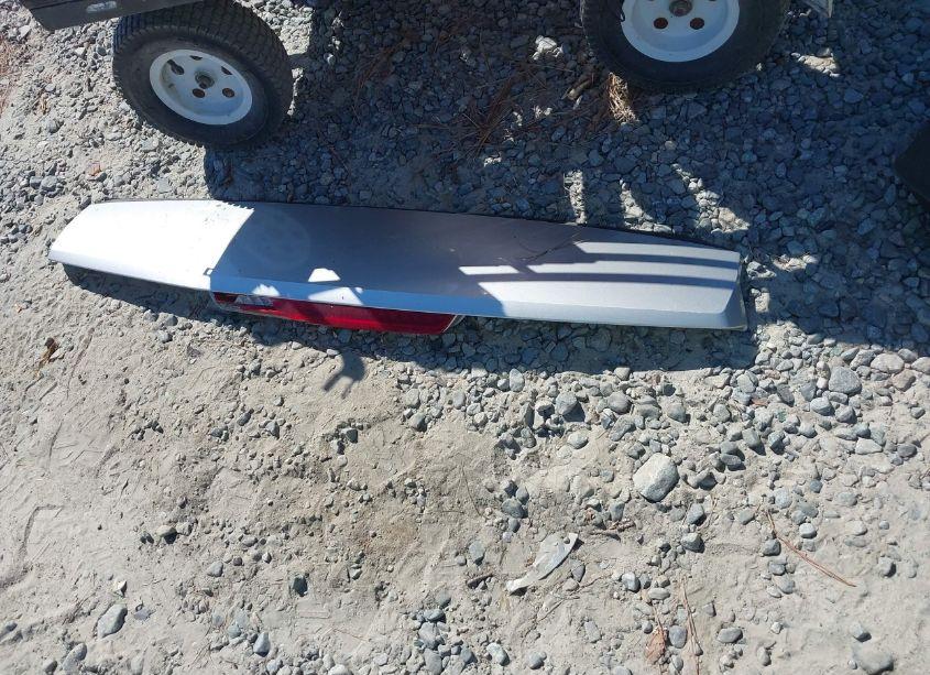 Photo 12 of 2010 Chevrolet Tahoe LS (VIN 1GNMCAE32AR228085)