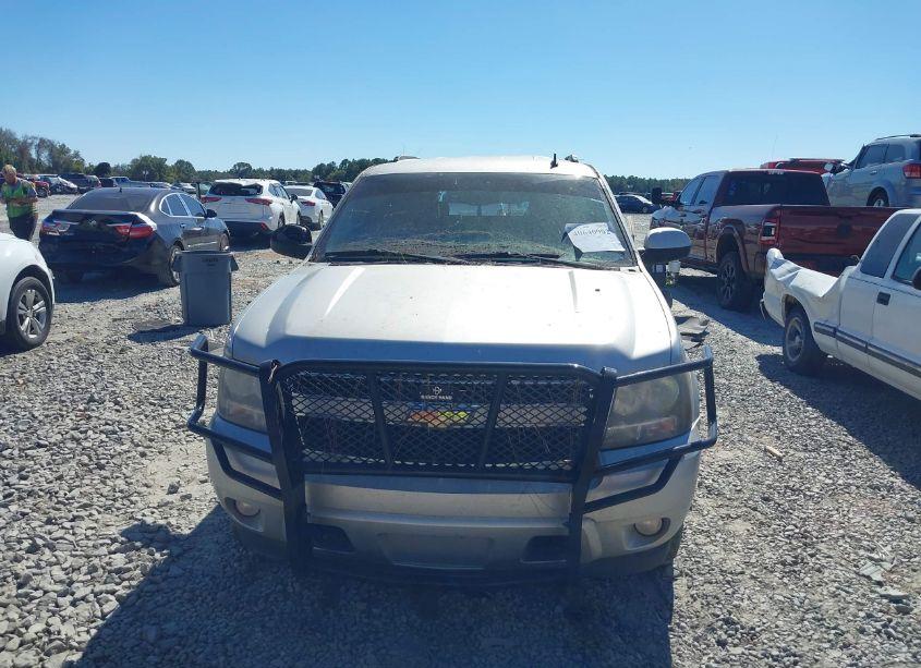 Photo 13 of 2010 Chevrolet Tahoe LS (VIN 1GNMCAE32AR228085)