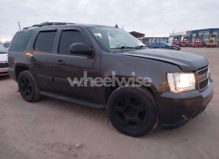 2010 Chevrolet Tahoe LS (VIN 1GNMCAE38AR172816) main photo