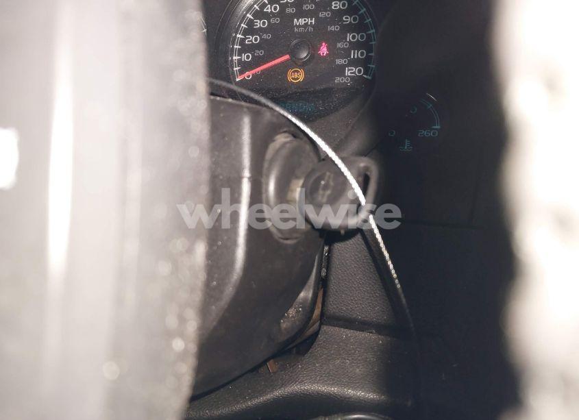 Photo 11 of 2010 Chevrolet Tahoe LS (VIN 1GNMCAE38AR172816)