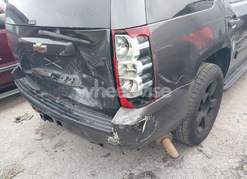 Photo 17 of 2010 Chevrolet Tahoe LS (VIN 1GNMCAE38AR172816)