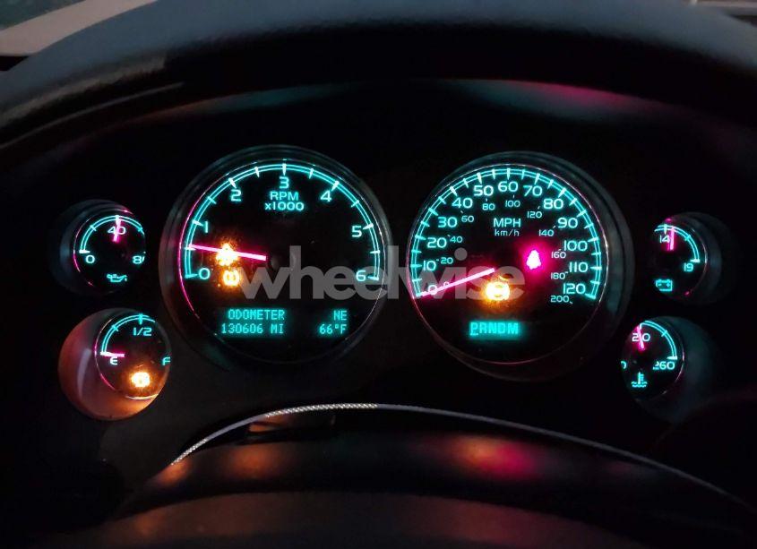 Photo 7 of 2010 Chevrolet Tahoe LS (VIN 1GNMCAE38AR172816)