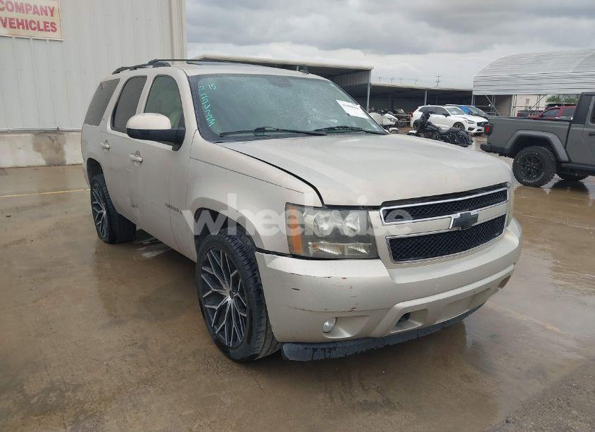 2010 Chevrolet Tahoe LT (VIN 1GNMCBE31AR226723) main photo