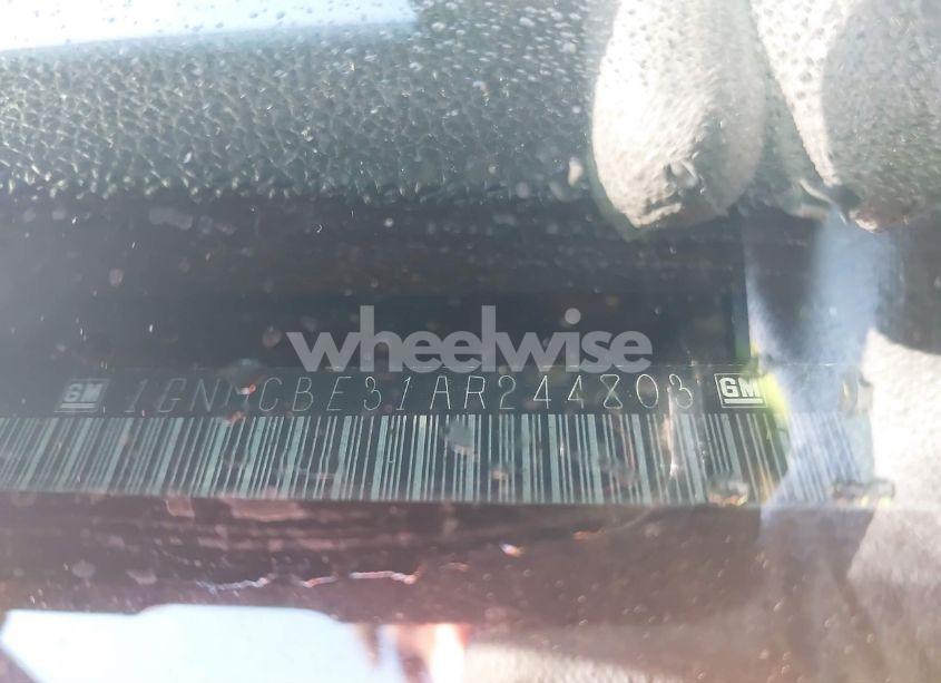 Photo 9 of 2010 Chevrolet Tahoe LT (VIN 1GNMCBE31AR244803)