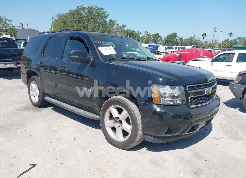 2010 Chevrolet Tahoe LT (VIN 1GNMCBE32AR115615) main photo