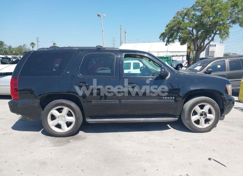 Photo 13 of 2010 Chevrolet Tahoe LT (VIN 1GNMCBE32AR115615)