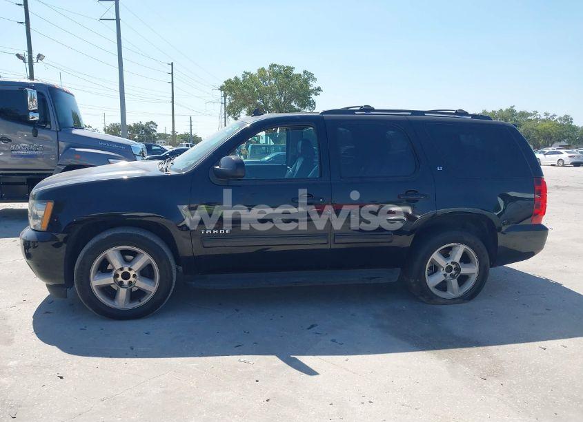 Photo 14 of 2010 Chevrolet Tahoe LT (VIN 1GNMCBE32AR115615)