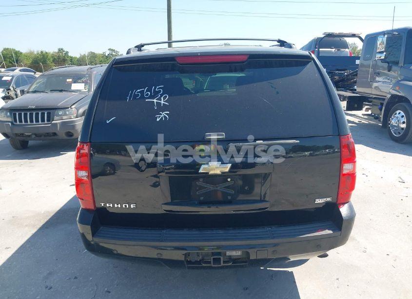 Photo 16 of 2010 Chevrolet Tahoe LT (VIN 1GNMCBE32AR115615)