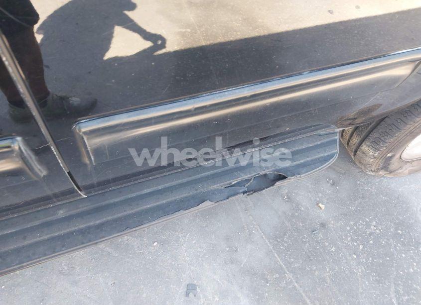 Photo 17 of 2010 Chevrolet Tahoe LT (VIN 1GNMCBE32AR115615)