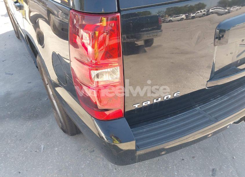 Photo 18 of 2010 Chevrolet Tahoe LT (VIN 1GNMCBE32AR115615)