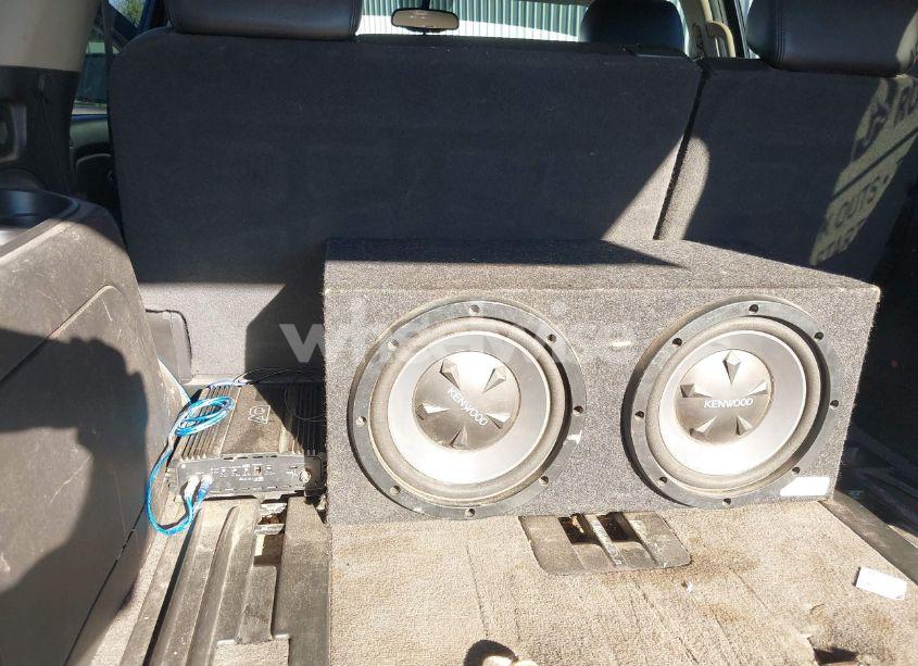 Photo 17 of 2010 Chevrolet Tahoe LT (VIN 1GNMCBE33AR147585)