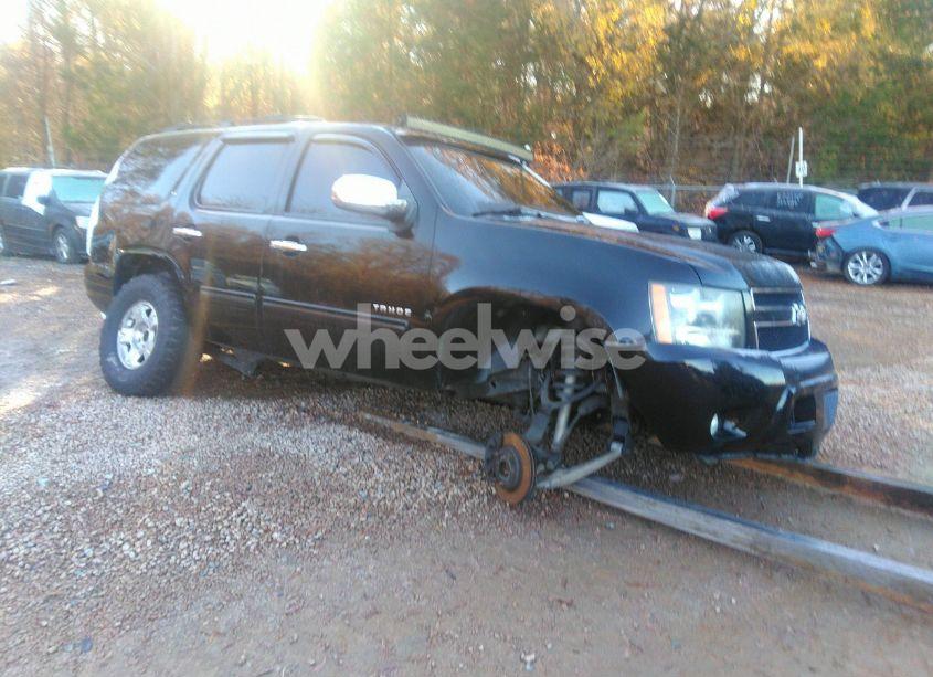 2010 Chevrolet Tahoe LT (VIN 1GNMCBE35AR159284) main photo