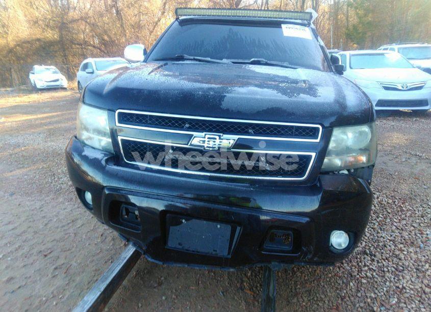 Photo 11 of 2010 Chevrolet Tahoe LT (VIN 1GNMCBE35AR159284)