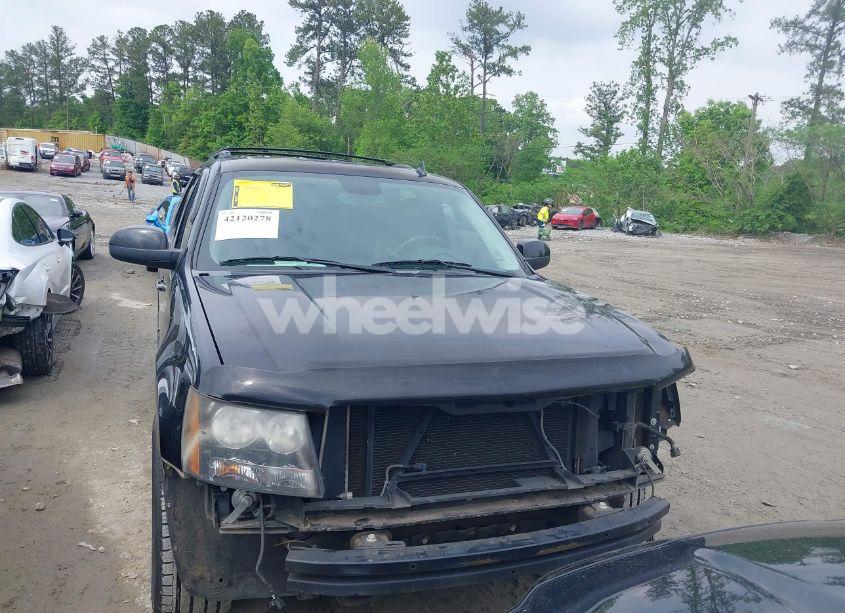 Photo 12 of 2010 Chevrolet Tahoe LT (VIN 1GNMCBE38AR113187)