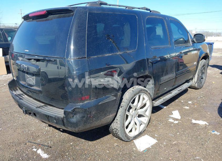 Photo 4 of 2010 Chevrolet Tahoe LT (VIN 1GNMCBE38AR182090)