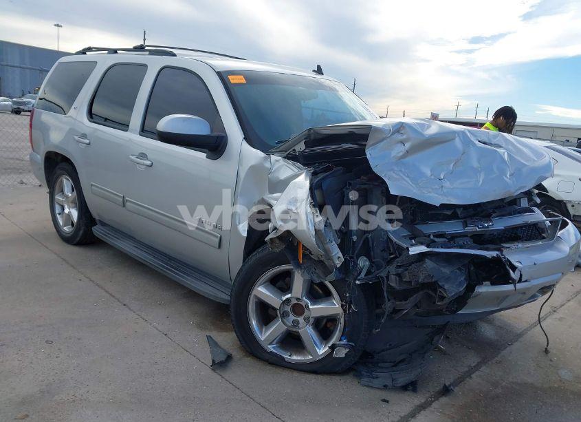 2010 Chevrolet Tahoe LT (VIN 1GNMCBE39AR129916) main photo