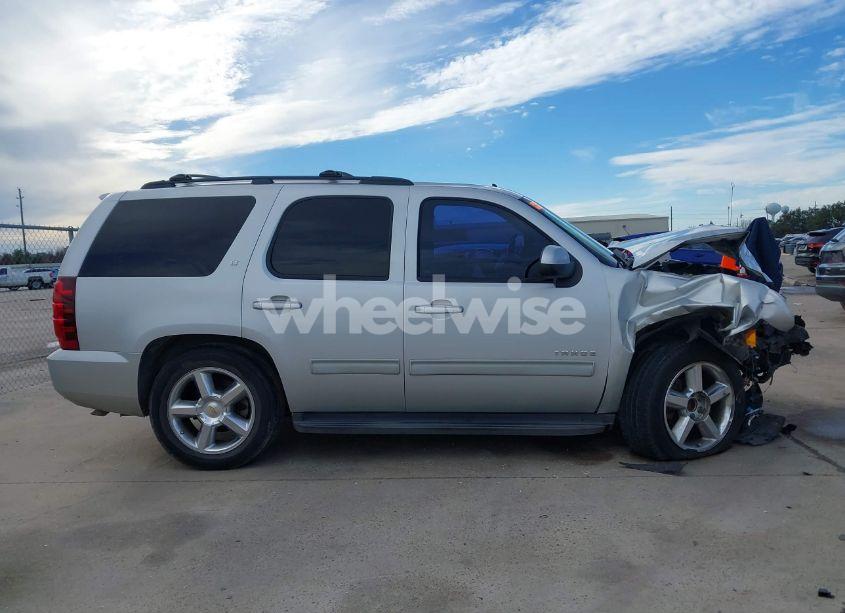 Photo 14 of 2010 Chevrolet Tahoe LT (VIN 1GNMCBE39AR129916)