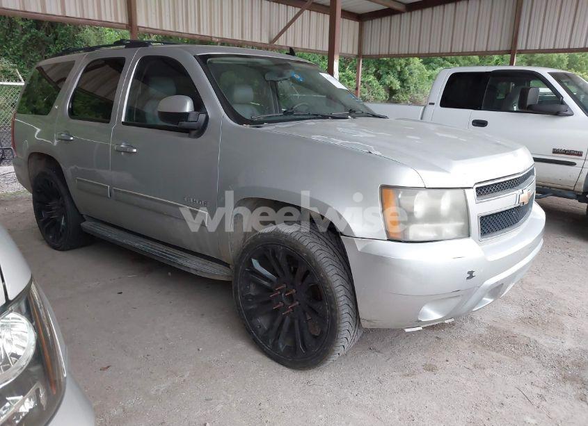 2010 Chevrolet Tahoe LT (VIN 1GNMCBE39AR157330) main photo