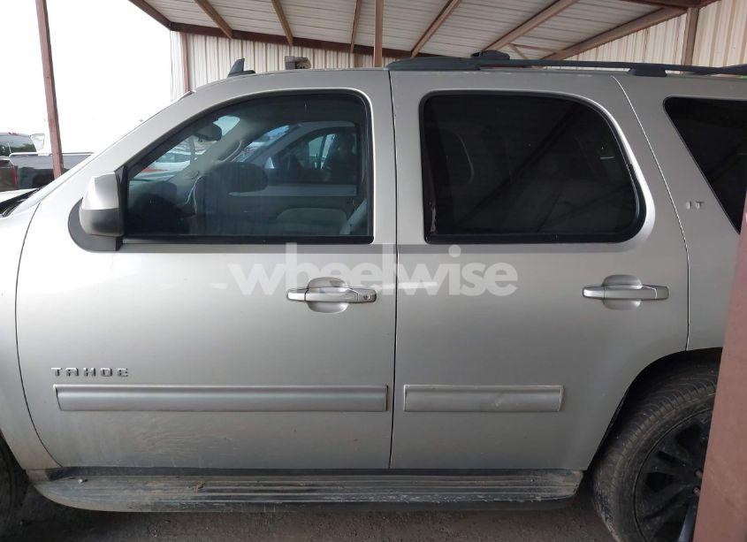 Photo 14 of 2010 Chevrolet Tahoe LT (VIN 1GNMCBE39AR157330)