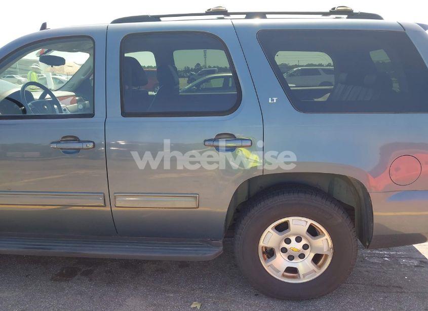 Photo 18 of 2010 Chevrolet Tahoe LT (VIN 1GNMCBE3XAR247988)