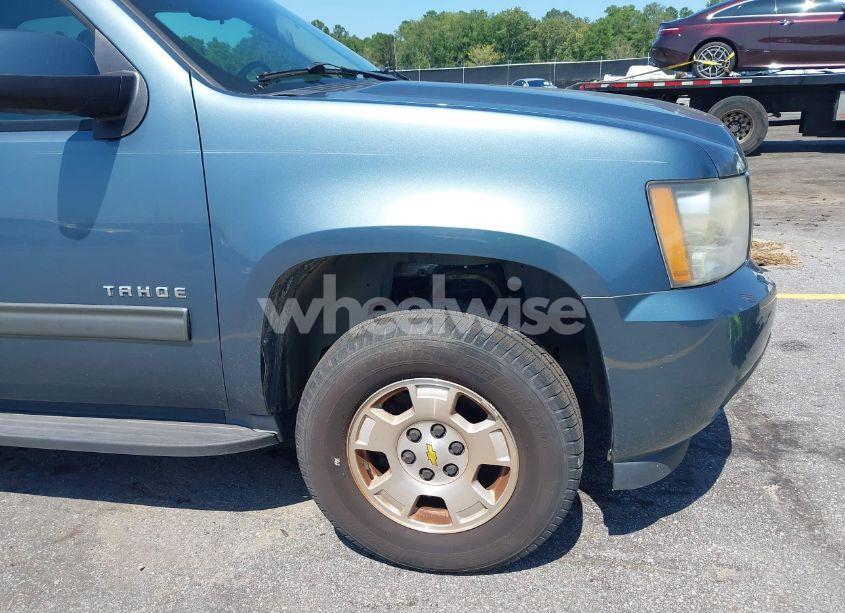 Photo 6 of 2010 Chevrolet Tahoe LT (VIN 1GNMCBE3XAR247988)