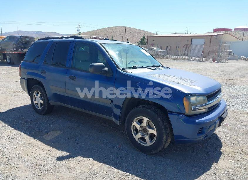 2005 Chevrolet Trailblazer (VIN 1GNOT135152152139) main photo
