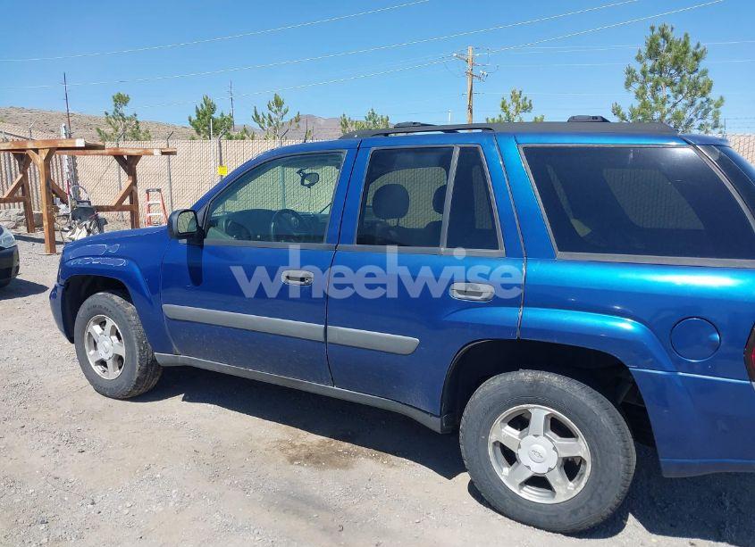 Photo 14 of 2005 Chevrolet Trailblazer (VIN 1GNOT135152152139)
