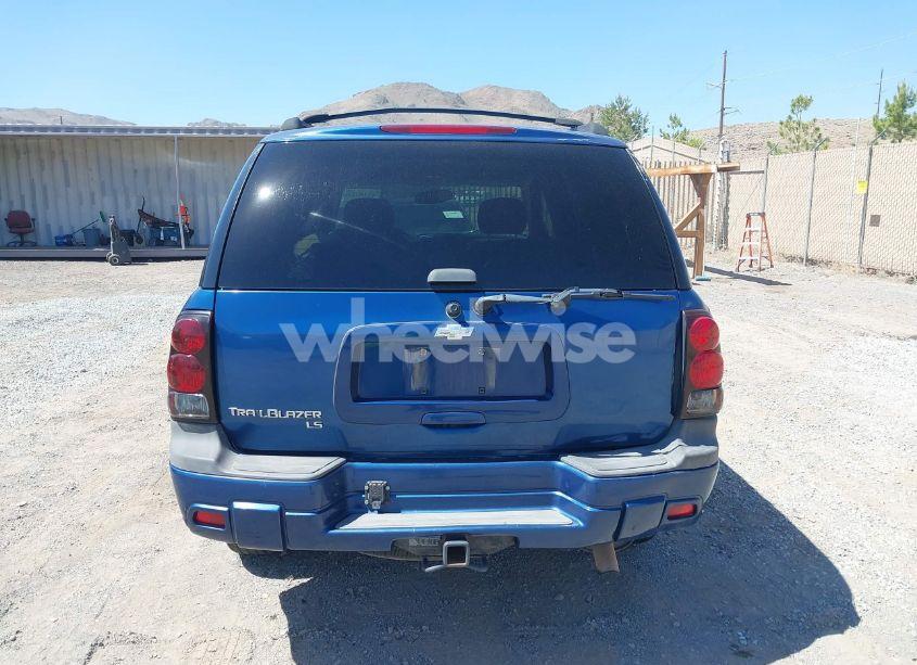 Photo 16 of 2005 Chevrolet Trailblazer (VIN 1GNOT135152152139)