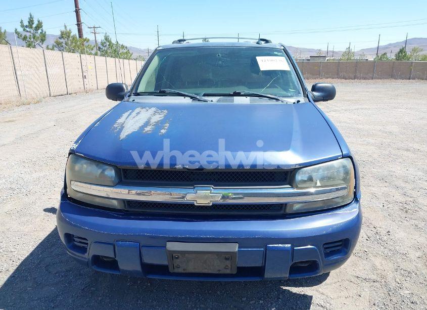 Photo 6 of 2005 Chevrolet Trailblazer (VIN 1GNOT135152152139)