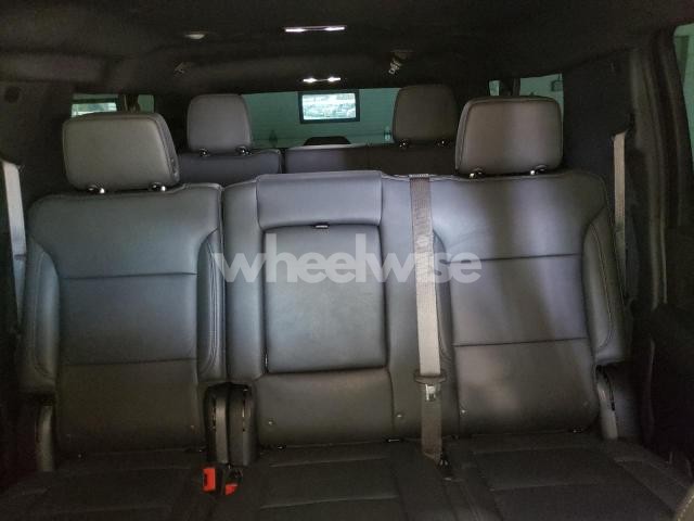 Photo 2 of 2025 CHEVROLET SUBURBAN K1500 LT (VIN 1GNS6CRD9SR159135)