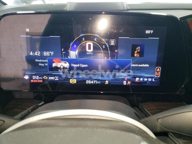 Photo 5 of 2025 CHEVROLET SUBURBAN K1500 LT (VIN 1GNS6CRD9SR159135)