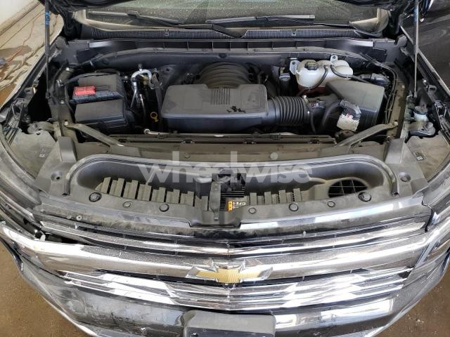 Photo 9 of 2025 CHEVROLET SUBURBAN K1500 LT (VIN 1GNS6CRD9SR159135)