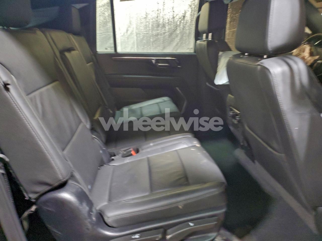 Photo 11 of 2025 CHEVROLET SUBURBAN K1500 LT (VIN 1GNS6CRD9SR288539)