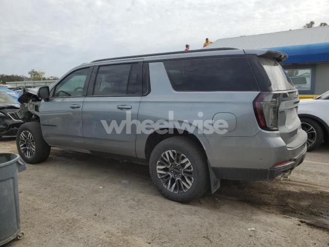 Photo 13 of 2025 CHEVROLET SUBURBAN K1500 Z71 (VIN 1GNS6DRDXSR328472)