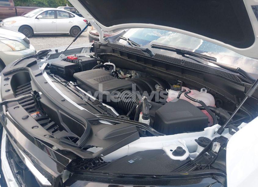 Photo 10 of 2025 Chevrolet Tahoe 4WD LT (VIN 1GNS6NRD1SR294282)