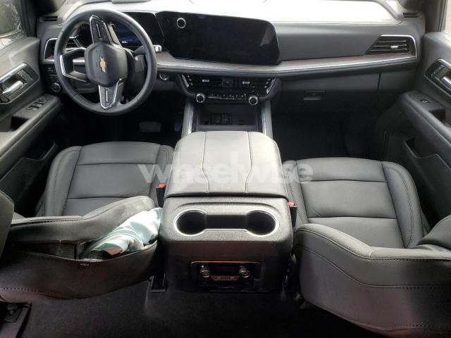 Photo 4 of 2025 CHEVROLET TAHOE K1500 LT (VIN 1GNS6NRD5SR330829)