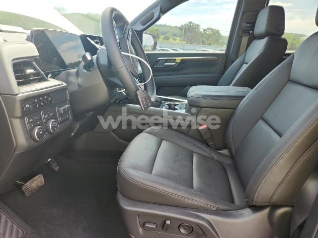 Photo 2 of 2025 CHEVROLET TAHOE K1500 Z71 (VIN 1GNS6PRD8SR275160)