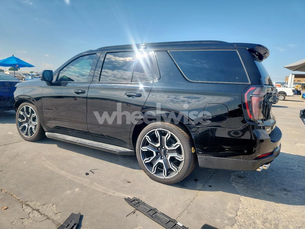 Photo 2 of 2025 CHEVROLET TAHOE K1500 RST (VIN 1GNS6RRD2SR313235)