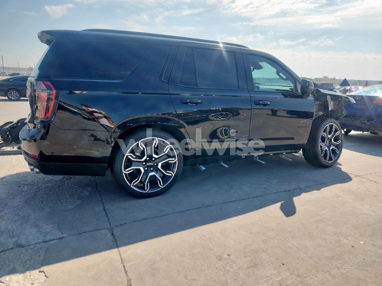 Photo 3 of 2025 CHEVROLET TAHOE K1500 RST (VIN 1GNS6RRD2SR313235)