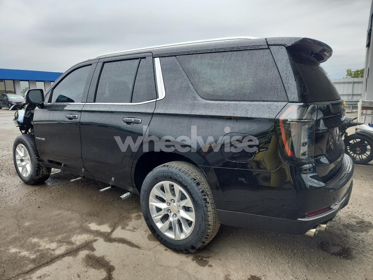 Photo 2 of 2025 CHEVROLET TAHOE K1500 PREMIER (VIN 1GNS6SRD1SR115897)