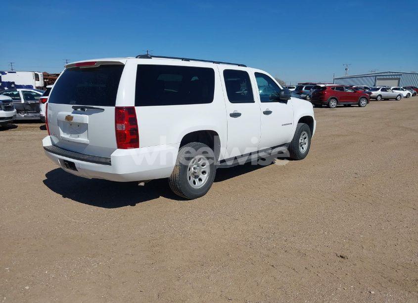 Photo 4 of 2014 Chevrolet Suburban 1500 COMMERCIAL FLEET (VIN 1GNSC5E00ER240021)