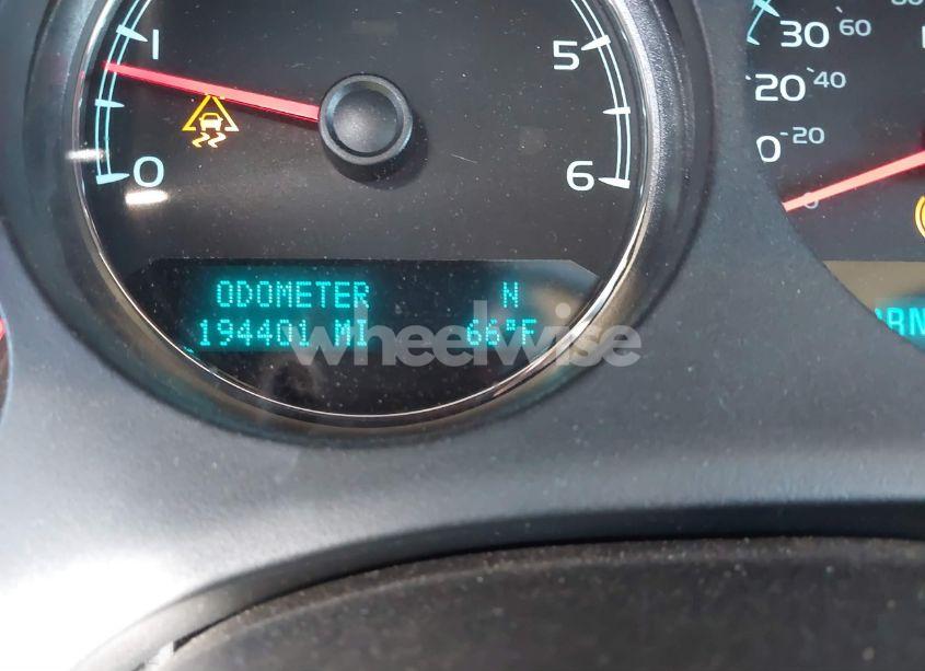 Photo 15 of 2011 Chevrolet Suburban 1500 COMMERCIAL FLEET (VIN 1GNSC5E03BR343753)