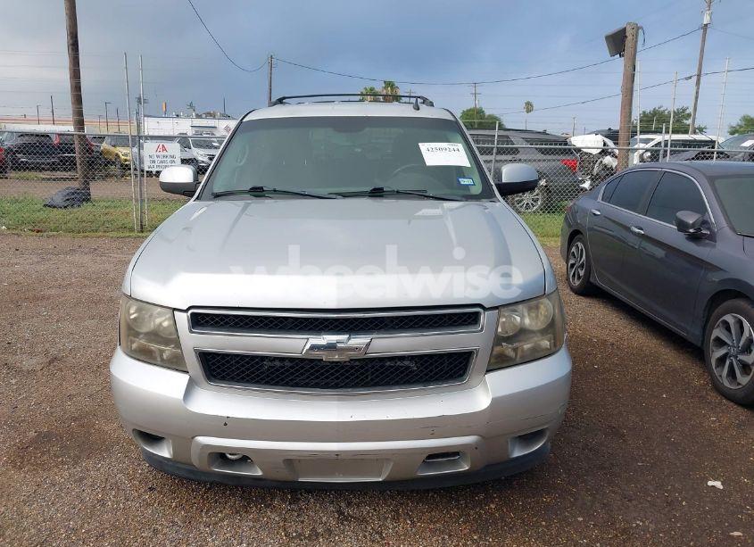 Photo 12 of 2011 Chevrolet Tahoe LS (VIN 1GNSCAE00BR102628)