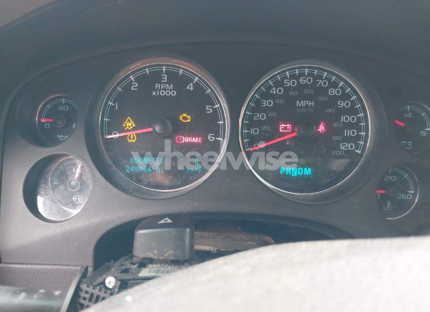 Photo 7 of 2011 Chevrolet Tahoe LS (VIN 1GNSCAE00BR102628)