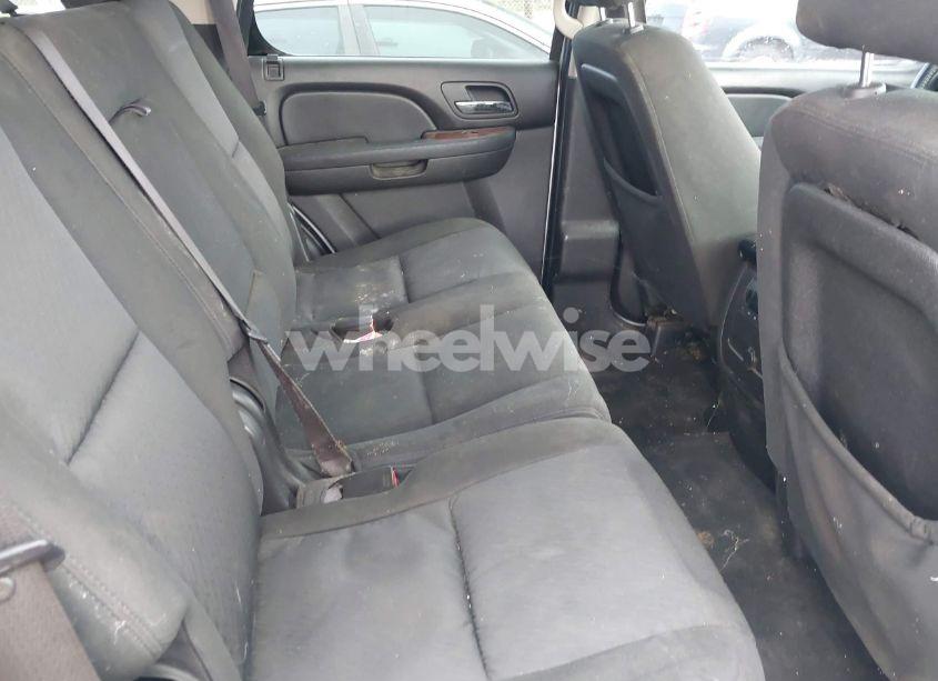 Photo 8 of 2011 Chevrolet Tahoe LS (VIN 1GNSCAE00BR102628)