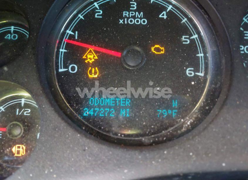 Photo 15 of 2011 Chevrolet Tahoe LS (VIN 1GNSCAE00BR309908)