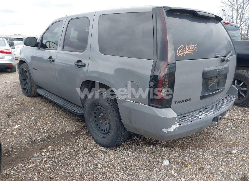 Photo 3 of 2011 Chevrolet Tahoe LS (VIN 1GNSCAE00BR309908)