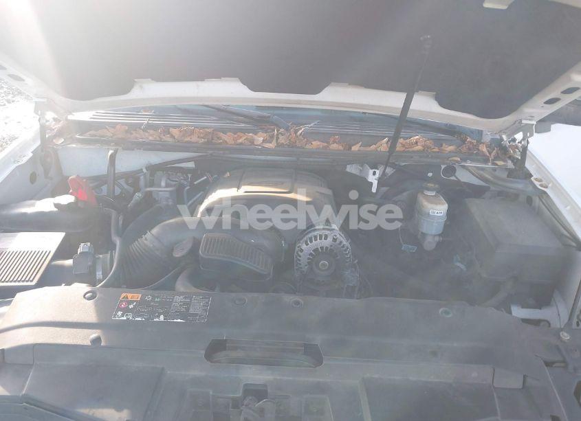 Photo 10 of 2011 Chevrolet Tahoe LS (VIN 1GNSCAE00BR356467)