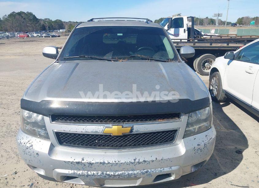 Photo 12 of 2013 Chevrolet Tahoe LS (VIN 1GNSCAE00DR361459)